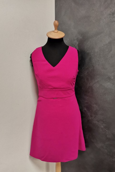 Kratka elegantna haljina s lepim vezom na leđima 6425, Boja: fuksija, IVET.RS - Nova Kolekcija