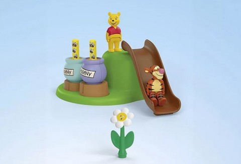 Сет са фигурама Junior Disney 71694 Пчелиња башта Винија Пуа и ТиграIVET.RS - Nova Kolekcija