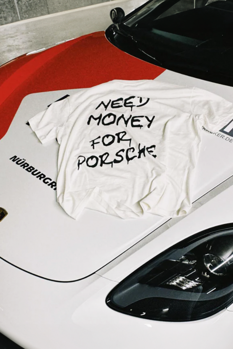 Muška majica NEED MONEY FOR PORSCHE, Boja: bela, IVET.RS - Nova Kolekcija