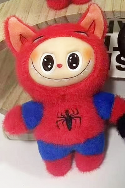 Plišani privezak LABUBU SPIDERMAN, Boja: crvena, IVET.RS - Nova Kolekcija