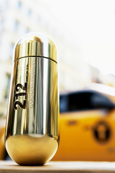 Parfem Carolina Herrera 212 VIP EDP 80 mlIVET.RS - Nova Kolekcija