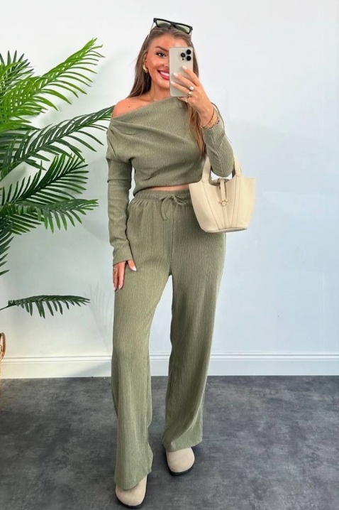 Komplet BORISA OLIVE, Boja: maslinasto zelena, IVET.RS - Nova Kolekcija