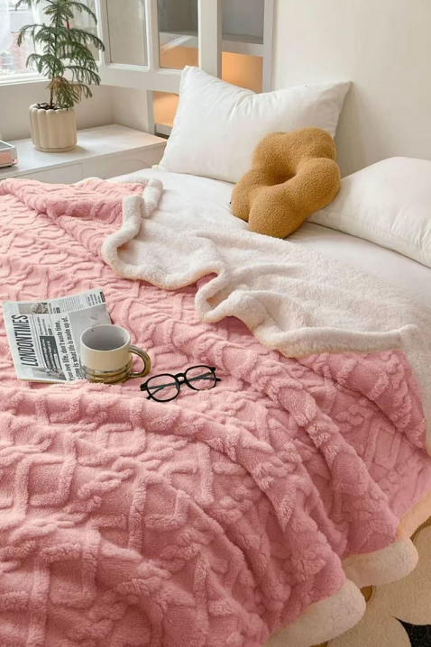 Prekrivač za krevet ERTIOLJA PINK 200х220 cm, Boja: roze, IVET.RS - Nova Kolekcija