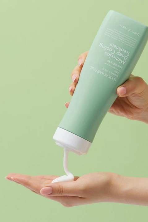 Daeng Gi Meo Ri Refreshing regenerator za masnu kosu LOOK AT HAIR LOSS Minticcino Deep Cooling Treatment 500 mlIVET.RS - Nova Kolekcija