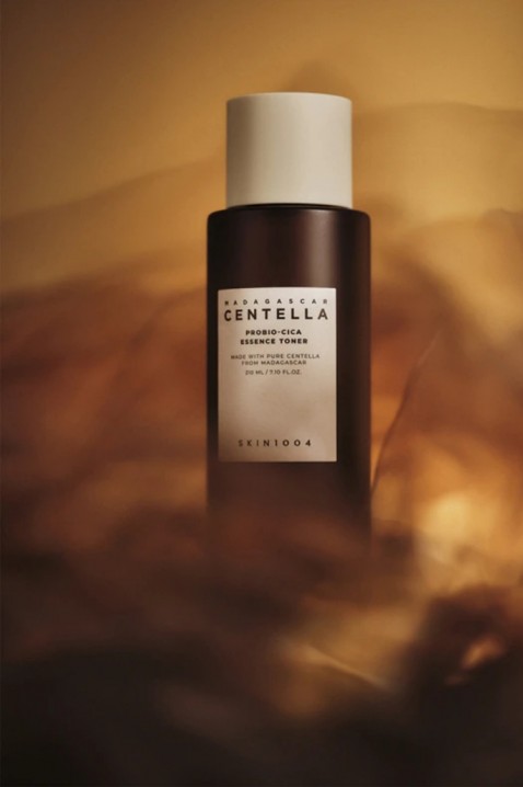 SKIN1004 Madagascar Centella Probio-Cica Essence Toner 210 mlIVET.RS - Nova Kolekcija