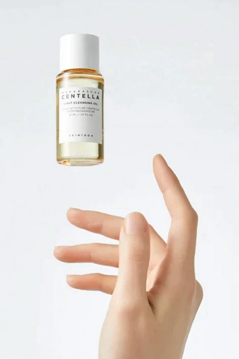 SKIN1004 Madagascar Centella Light Cleansing Oil 30 mlIVET.RS - Nova Kolekcija