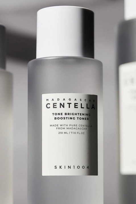 SKIN1004 Madagascar Centella Tone Brightening Boosting Toner 210 mlIVET.RS - Nova Kolekcija
