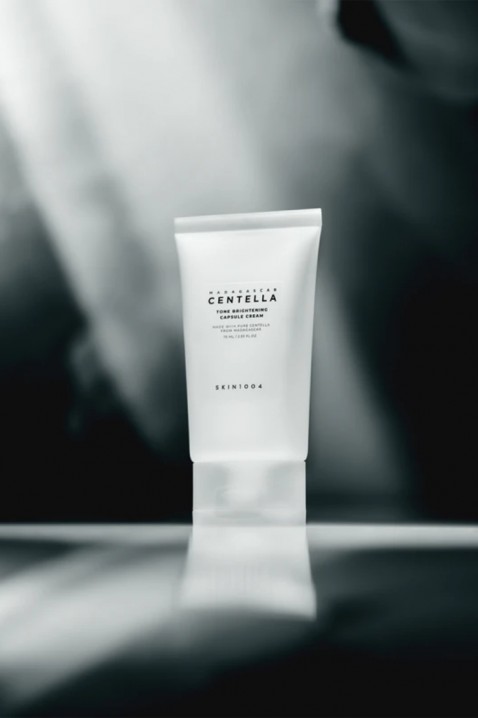 SKIN1004 Madagascar Centella Tone Brightening Capsule Cream 75 mlIVET.RS - Nova Kolekcija