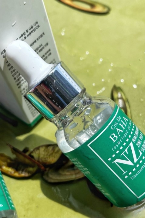 COS DE BAHA Niacinamide 20% Zinc 4% Serum (NZ) 30 mlIVET.RS - Nova Kolekcija