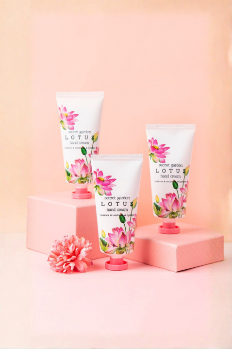 Jigott Secret Garden Lotus Hand Cream 100 mlIVET.RS - Nova Kolekcija