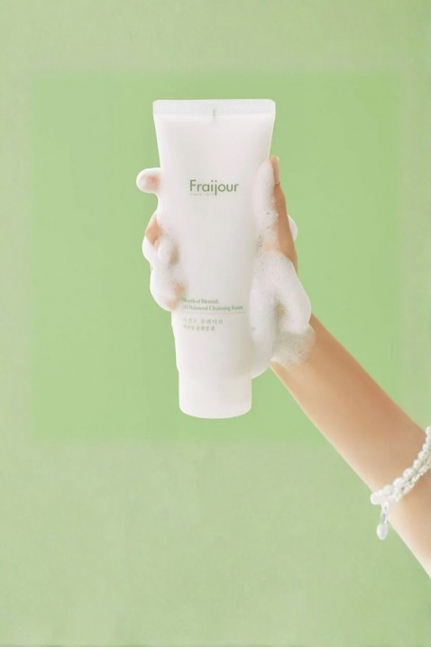 Fraijour Heartleaf Blemish pH Balanced Cleansing Foam 250 mlIVET.RS - Nova Kolekcija