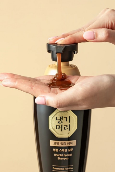 Daeng Gi Meo Ri Anti-hair loss shampoo Oriental Special Shampoo 500 mlIVET.RS - Nova Kolekcija