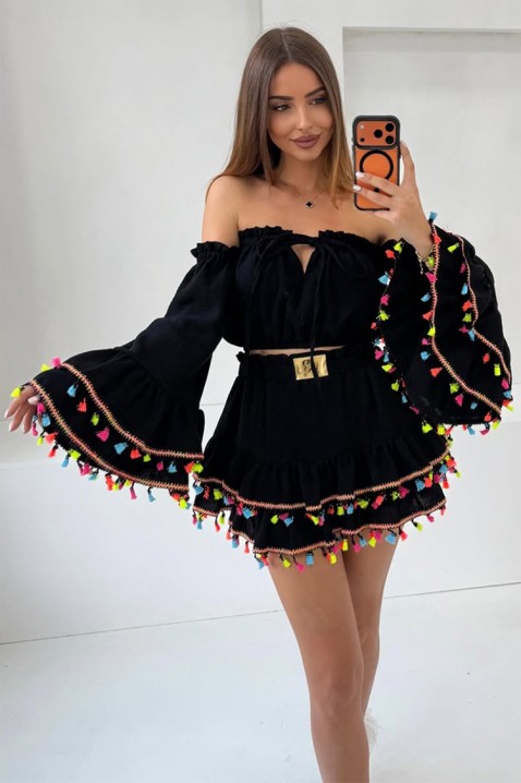 Ženski boho komplet sa kratkim topom sa efektnim rukavima i mini suknjom sa resama FIESTIA BLACK, Boja: crna, IVET.RS - Nova Kolekcija