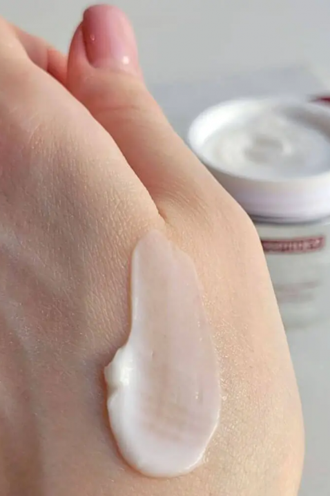 MEDI-PEEL Peptide 9 Volume and Tension Tox Cream PRO 50 mlIVET.RS - Nova Kolekcija