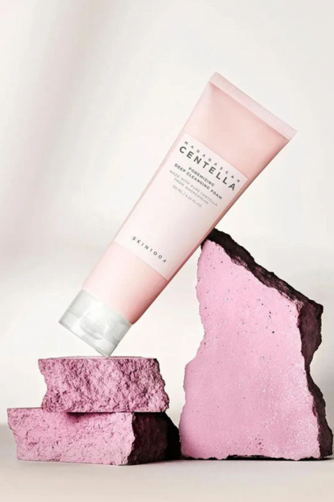 SKIN1004 Madagascar Centella Poremizing Deep Cleansing Foam 125 mlIVET.RS - Nova Kolekcija