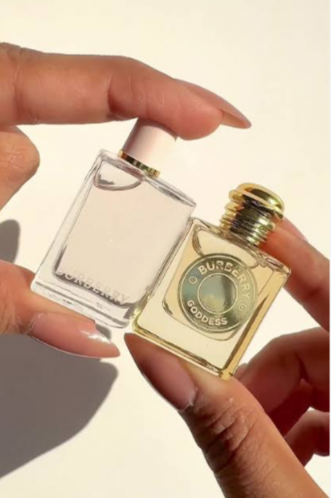 Дамски комплект Burberry Mini: Goddess Edp 2x 5ml + Burberry Her Edp 2x 5mlIVET.RS - Nova Kolekcija