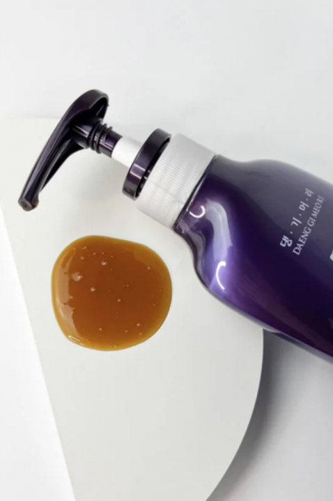 Daeng Gi Meo Ri Vitalizing Shampoo 300 mlIVET.RS - Nova Kolekcija