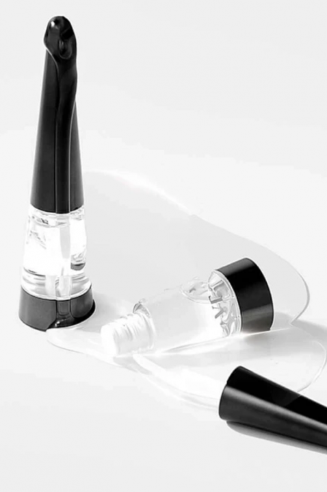 Intense lip plumper with microneedles Reedle Shot Lip Plumper Expert, 4,3 gIVET.RS - Nova Kolekcija