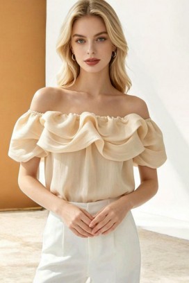elegantna ženska bluza sa spuštenim ramenima i voluminoznim dekolteom SOLEDIA ECRU