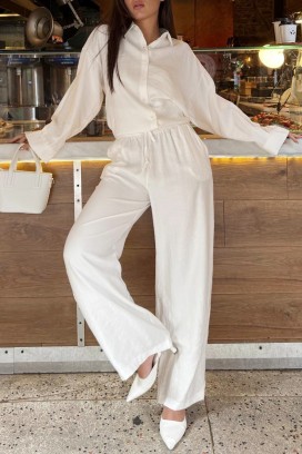 ležeran ženski komplet široka košulja i pantalone KYLARELA WHITE