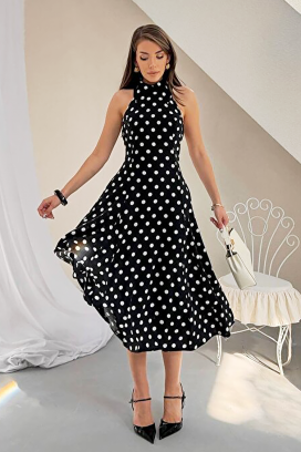 ženska midi haljina sa tufnicama otvorenim leđima i elegantnom siluetom NOVENTRA BLACK