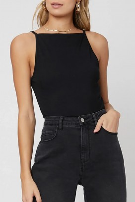 ženski minimalistički top sa čistim dizajnom CARELINA BLACK